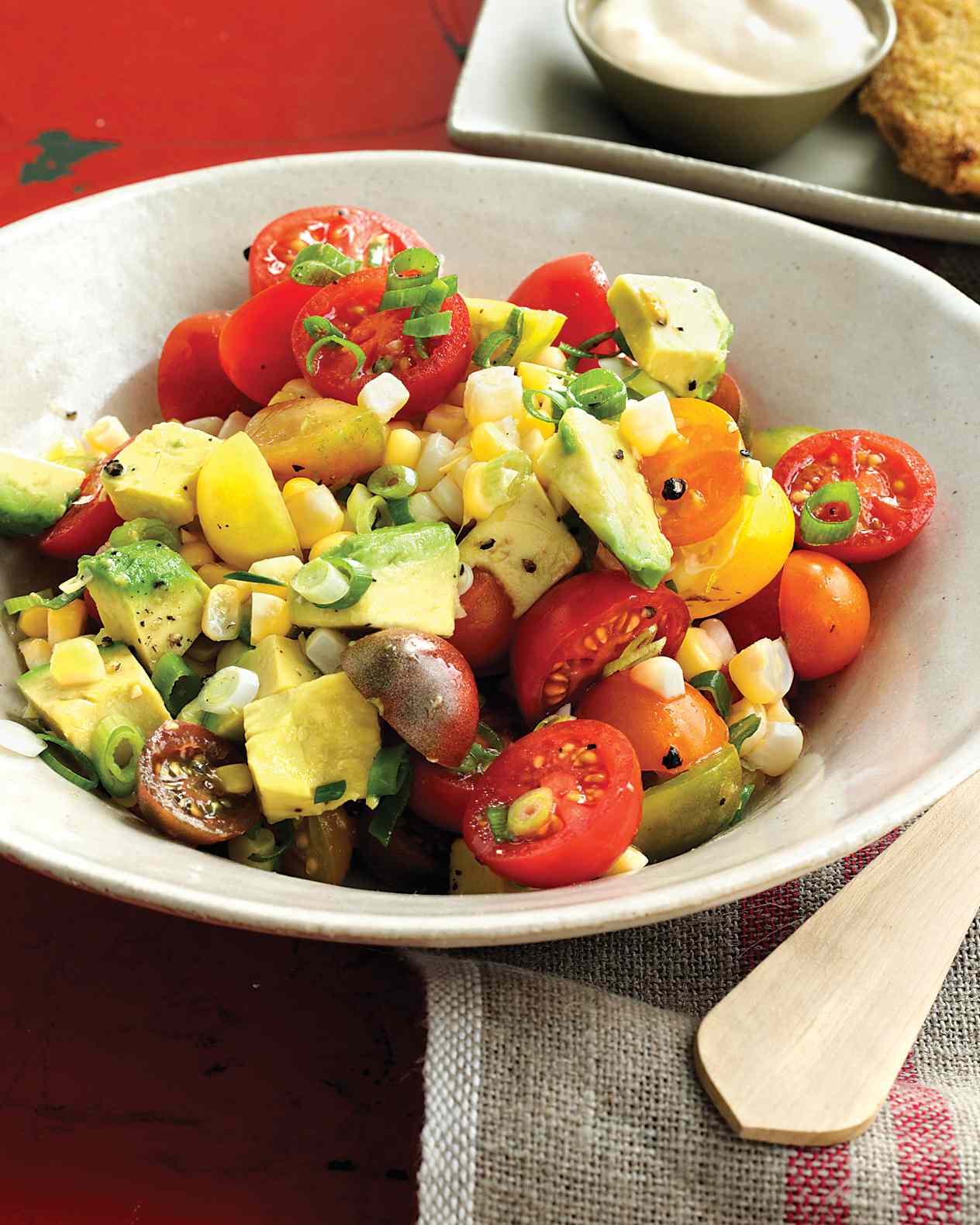 Avocado Corn Tomato Salad: Healthy, Customizable, & Crowd-Pleasing